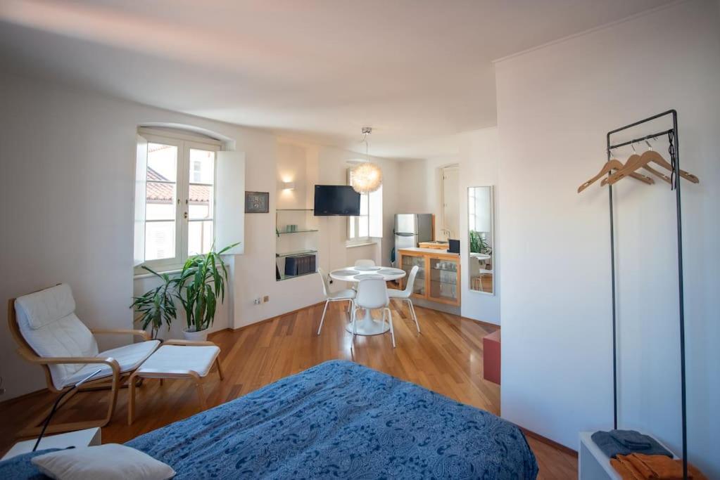 Torretta10 - Studio Apartment Trieste Eksteriør billede